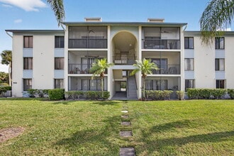 Building Photo - 1110 Green Pine Blvd