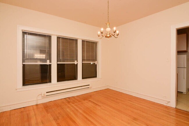 Foto del edificio - 1312 Oak Ave