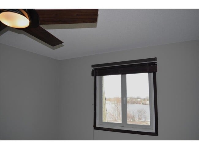 Foto del edificio - 4371 Wilshire Blvd