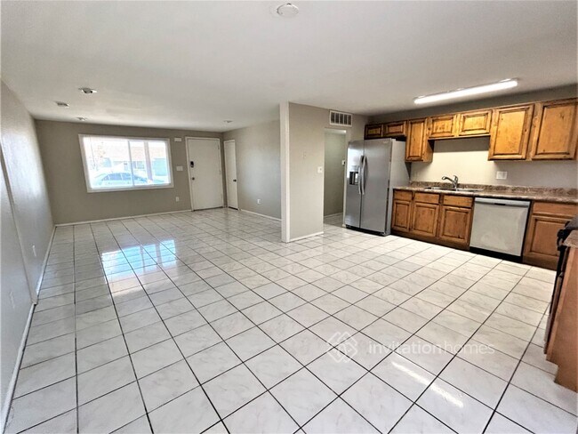 Building Photo - 6339 W Berkeley Rd