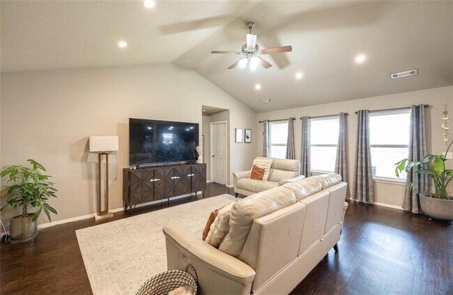 Foto del edificio - 6108 SW Warrington Rd