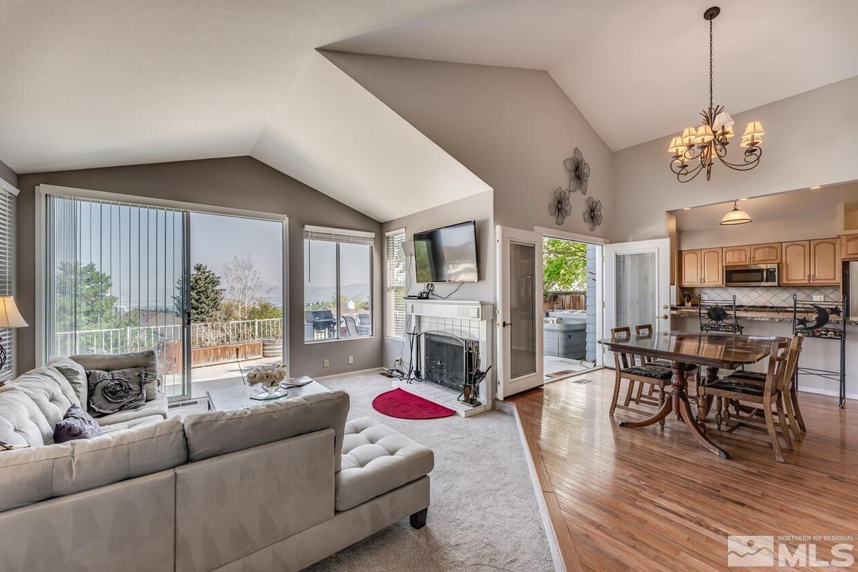 Foto principal - 2320 Overlook Ct