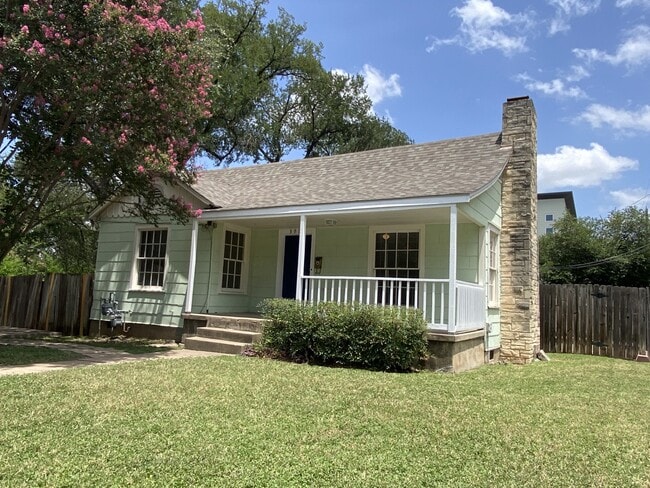 Building Photo - 3901 Willbert Rd