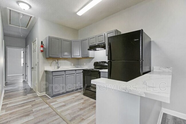 Foto del edificio - 3705-3707 N Galvez St