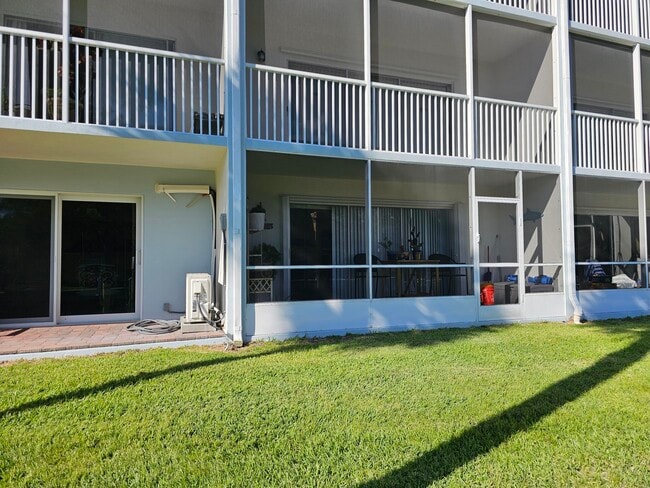 Foto del edificio - 120 Lehane Terrace