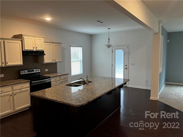 Building Photo - 15019 Ockeechobee Ct