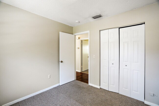 Bedroom 2A - 1201 E 5th Ave