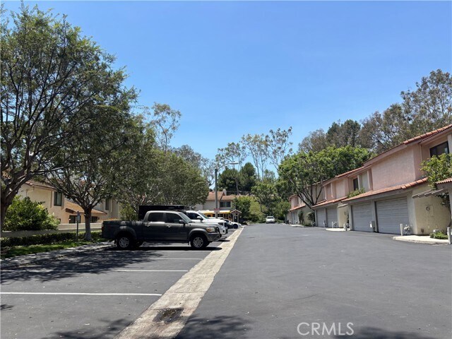 Foto del edificio - 957 Creekside Dr