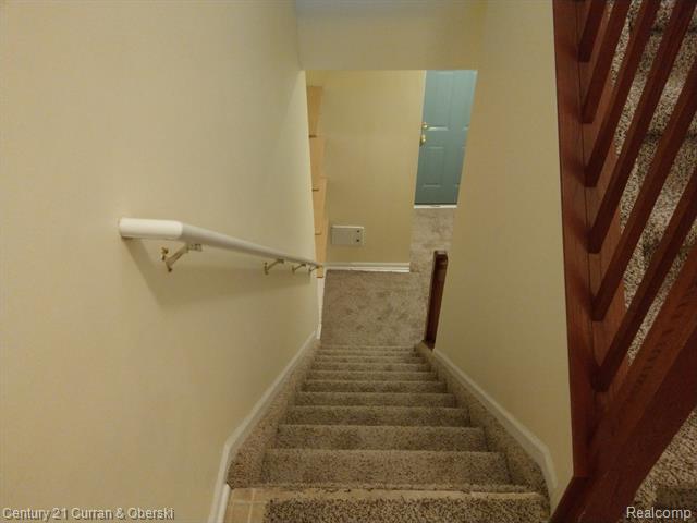 Building Photo - 4251 Schaefer Rd