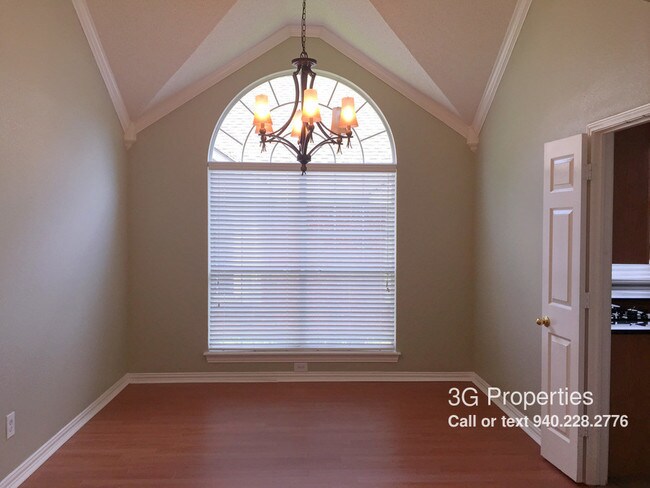 Building Photo - 2109 Gisbourne Dr