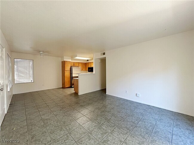 Building Photo - 3125 Casey Dr