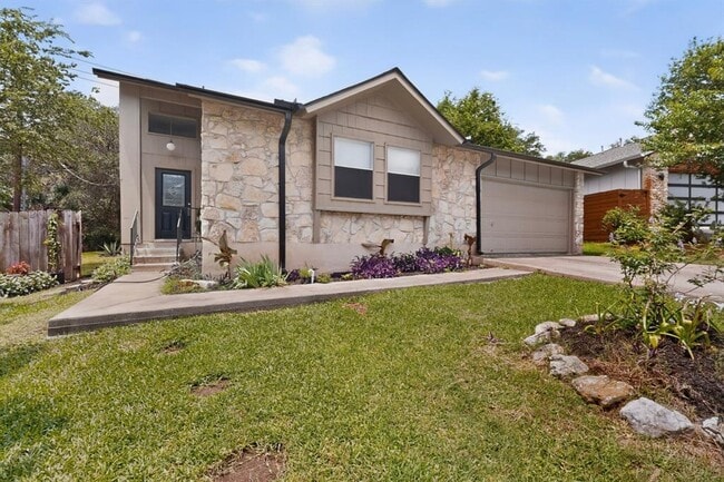 Building Photo - 3403 Burliegh Cove