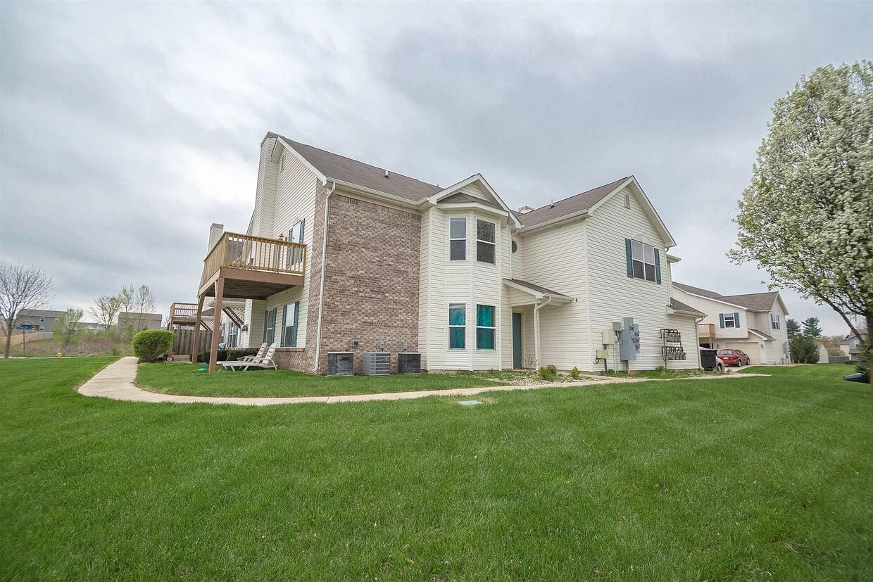 Primary Photo - 3225 Kildaire Dr