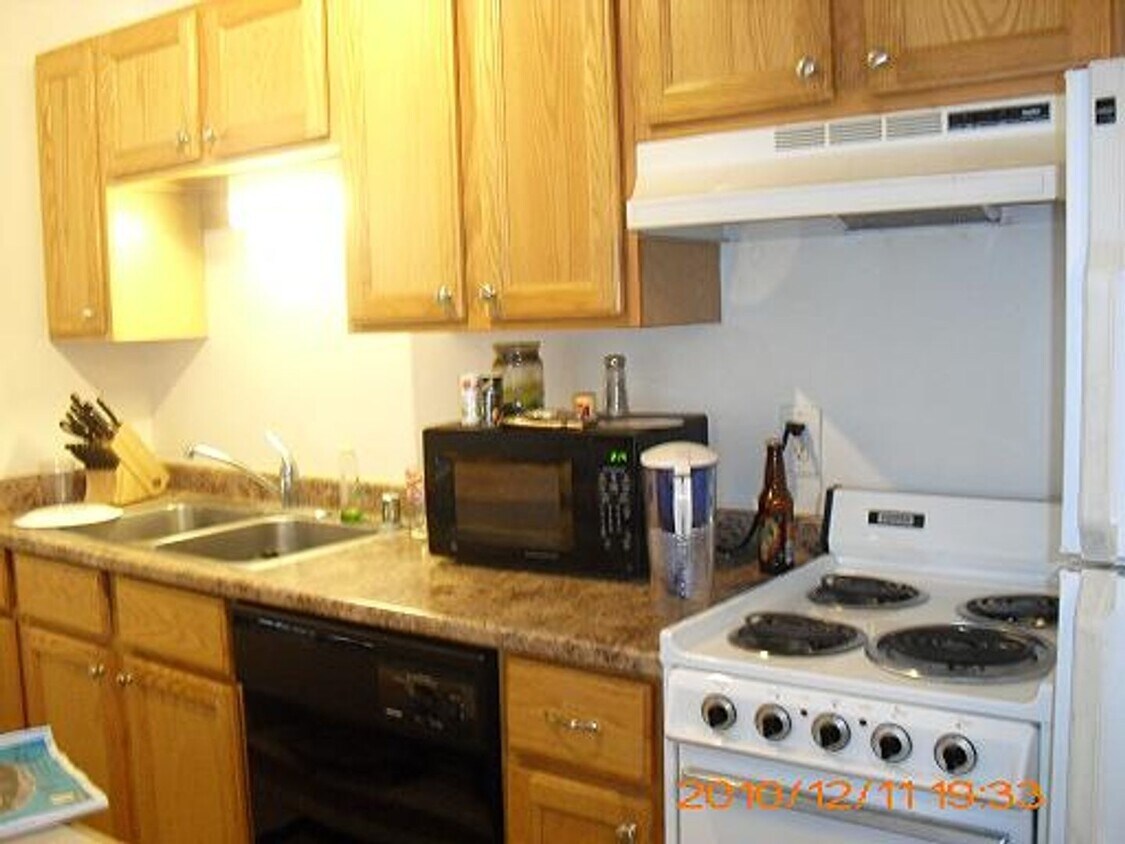 Foto principal - 616 N Carroll St