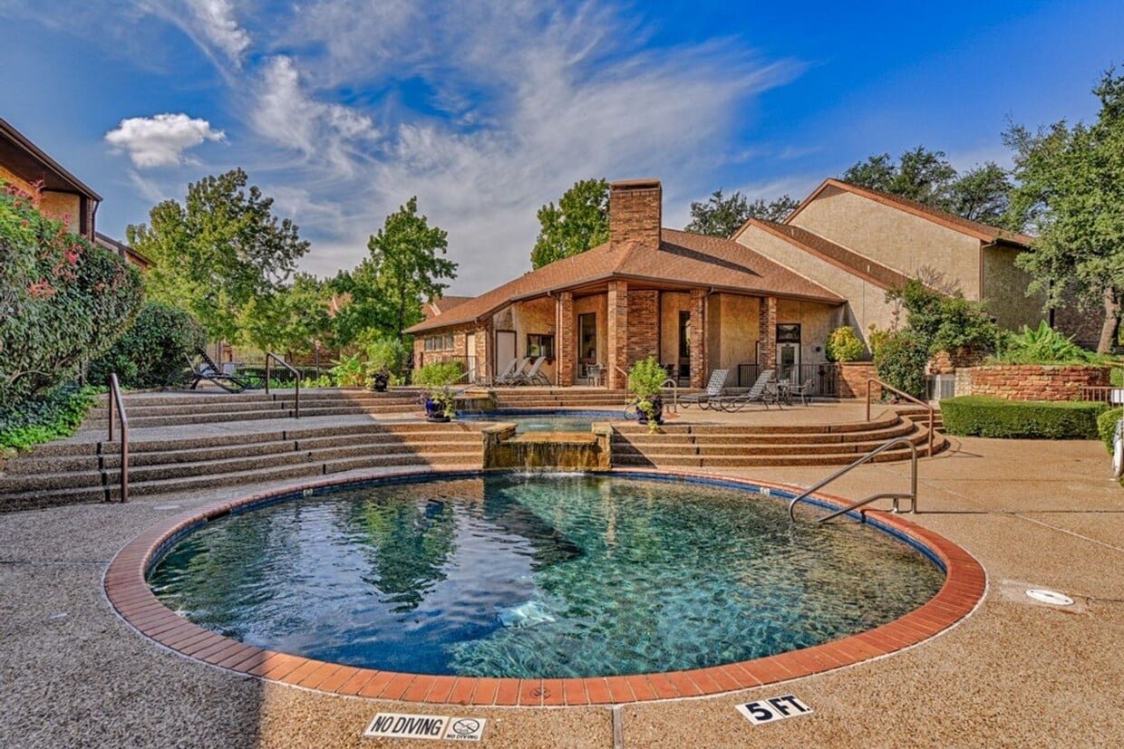 Primary Photo - Affordable 2 bedroom in North Arlington