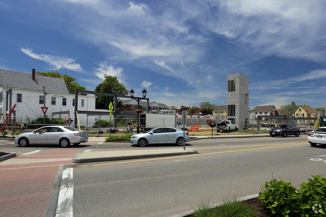 Building Photo - The Residences at Harbour town