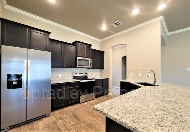 Foto del edificio - 7535 Clyde Dr