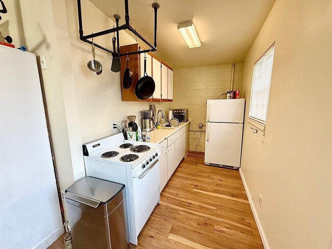 Foto del edificio - 5712 Chesterfield Ave