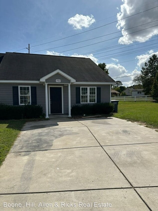 Primary Photo - 2 br, 2 bath House - 1540 Surrey Court