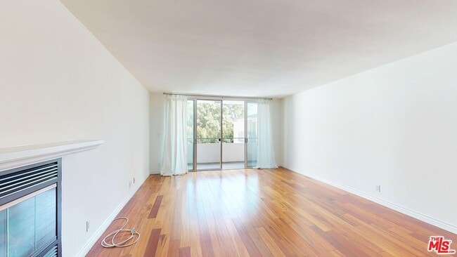 Foto del edificio - 1010 Kings Rd