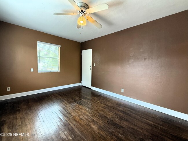 Foto del edificio - 3602 Riverside Ave