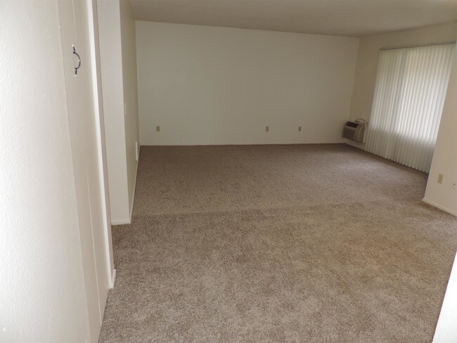 Foto del edificio - 5810 SW Erickson Ave