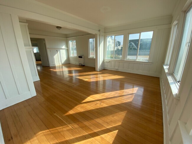 Foto del edificio - 511 Ocean Front Walk
