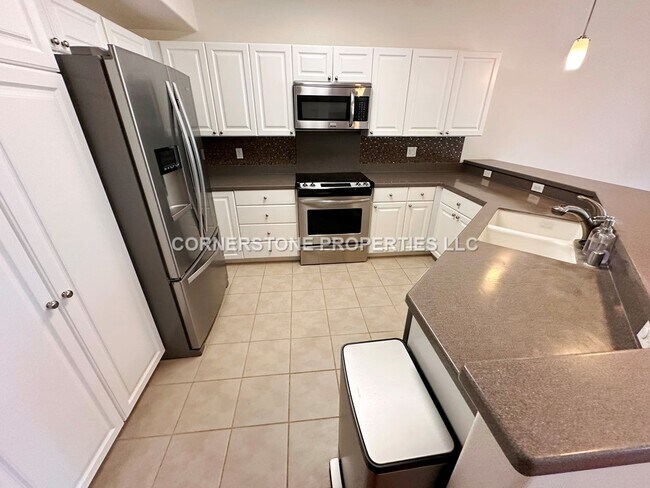 Building Photo - 92-1015-1095 Koio Dr