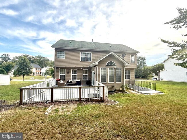 Building Photo - 7442 Tottenham Dr