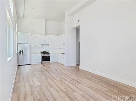 Foto del edificio - 9169 Normandie Ave