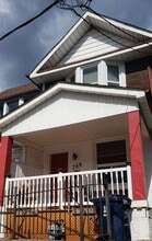 Building Photo - 789 Woodbine Ave