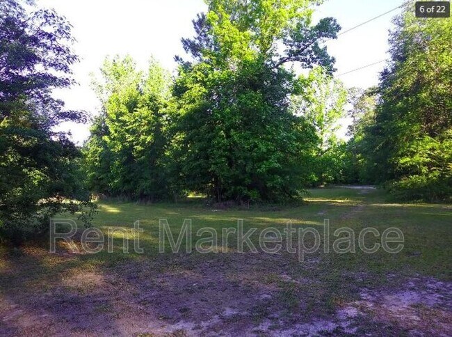 Building Photo - 289 Bond Ct