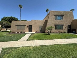 Building Photo - 2490 W Yowell Ct