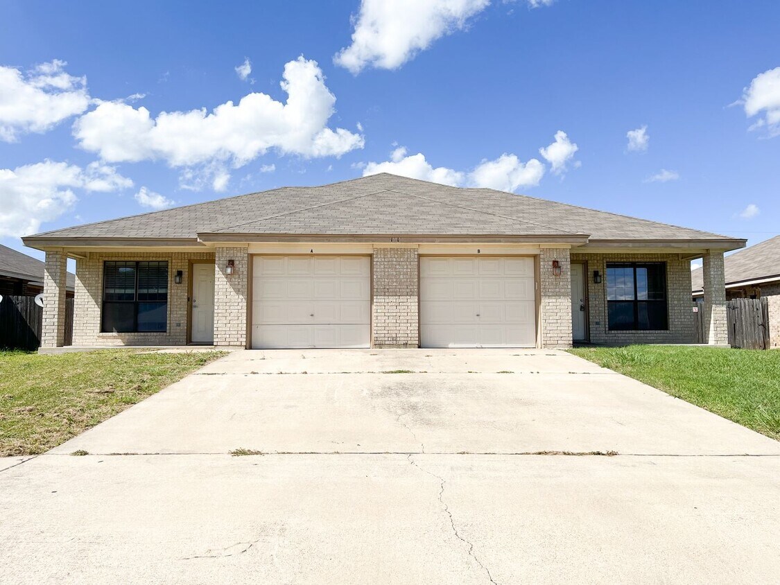 Foto principal - 1111 Nicholas Cir