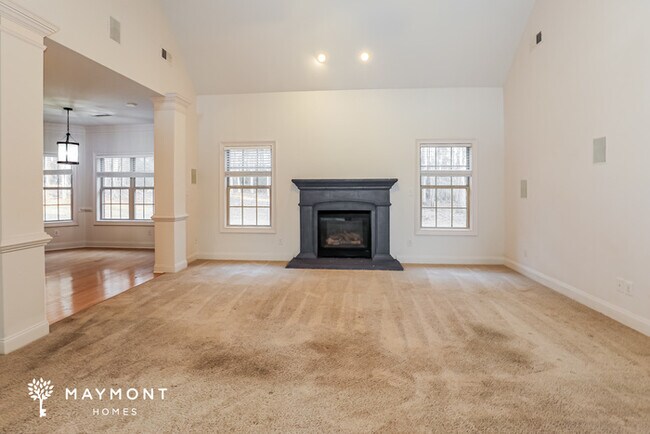 Building Photo - 341 Young James Cir