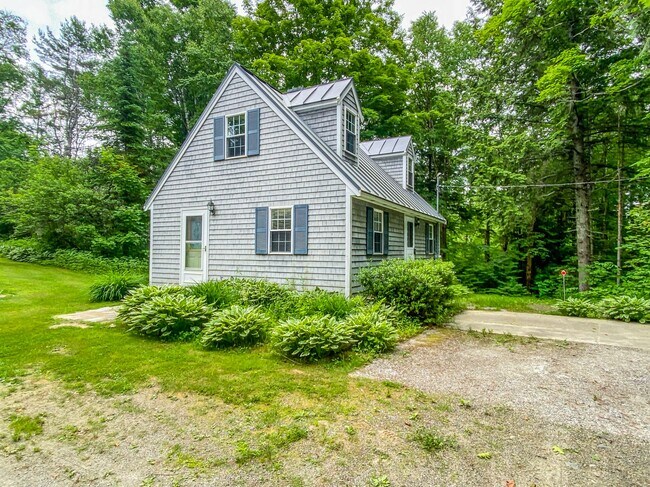 Building Photo - 307 Level Hill Rd