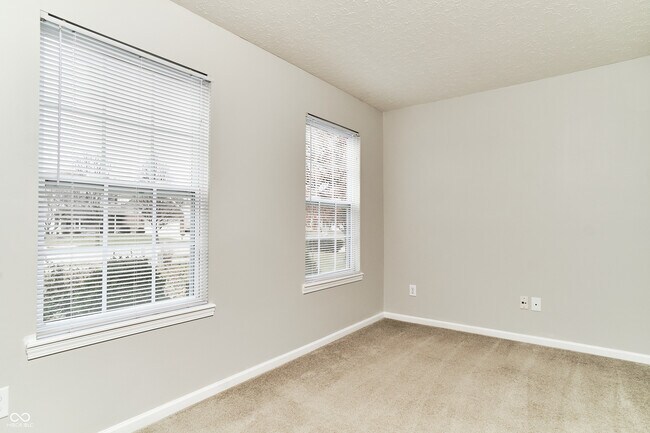 Foto del edificio - 14313 Harrison Pkwy