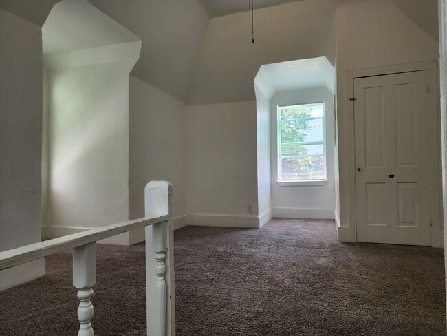 Building Photo - Manufactured Home