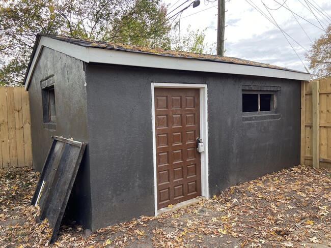 Backyard Shed - 1902 N 19th St