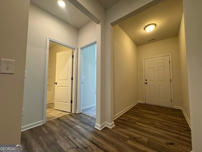 Foto del edificio - 129 Sycamore Ln