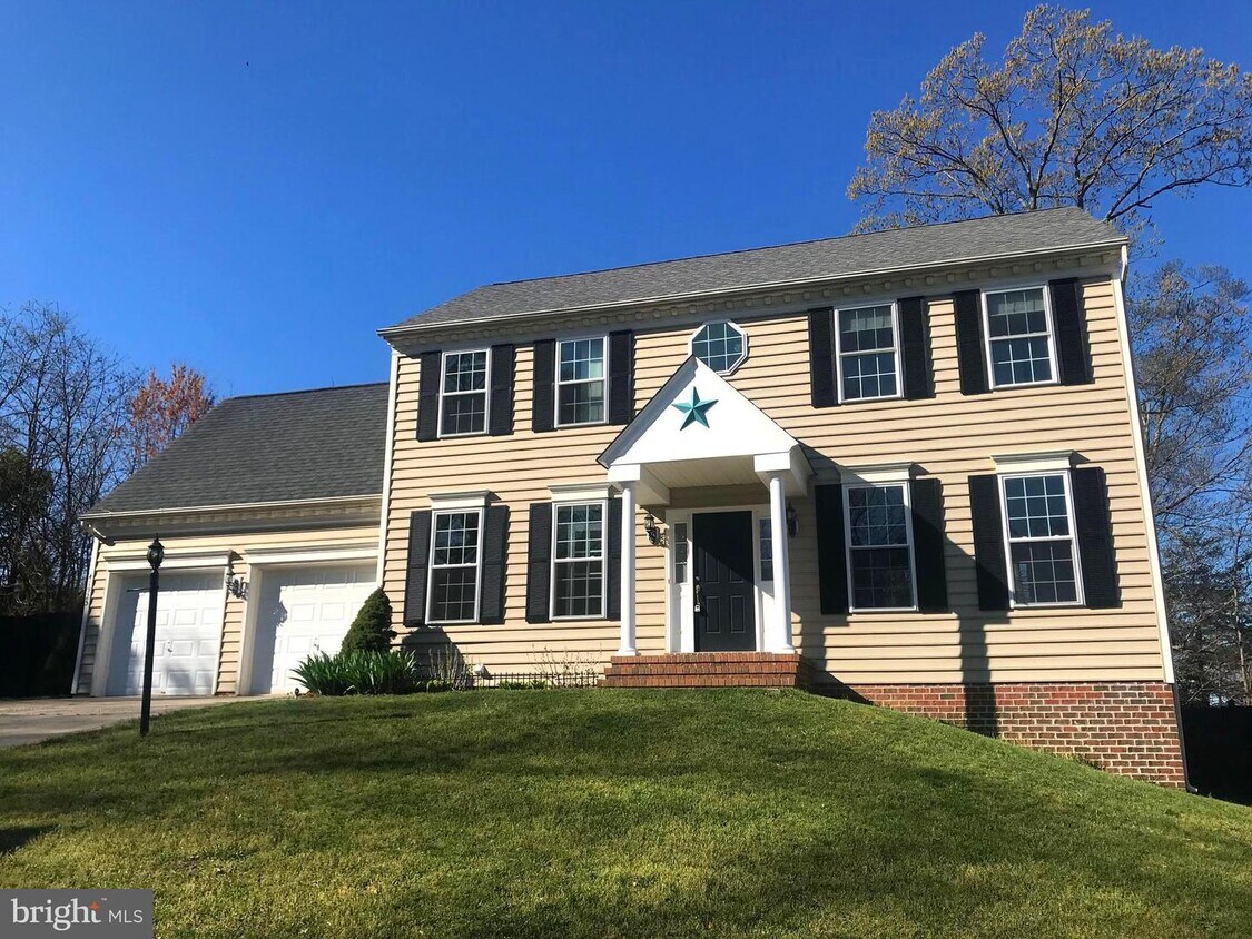 Foto principal - 41925 Nazareth Ct