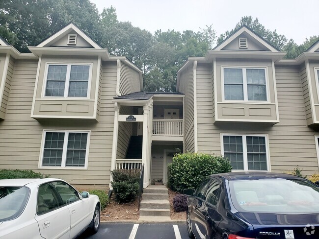 Building Photo - 14 Springhedge Ct St