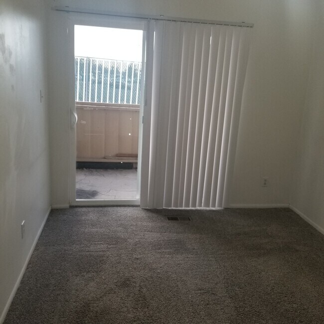 Building Photo - 4807 S 350 E