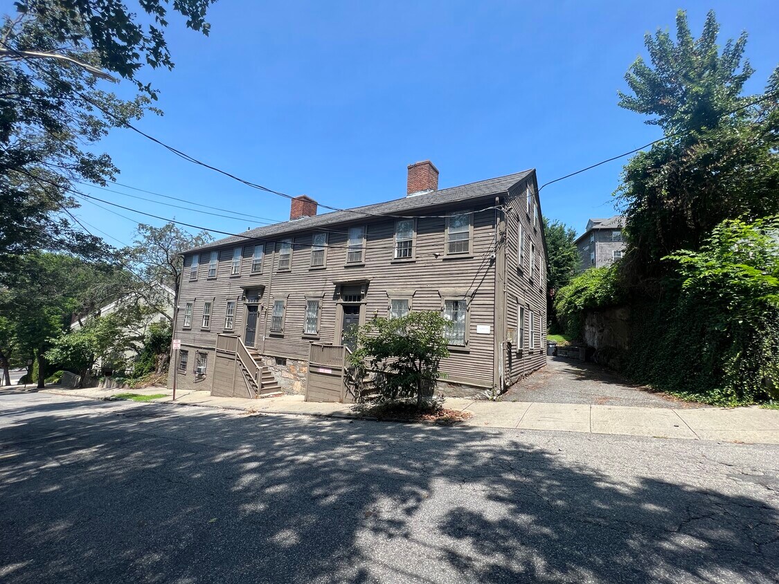 21 James St Unit 2, Providence, RI 02903 Apartments in Providence, RI