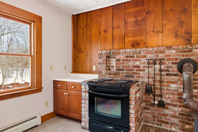 Foto del edificio - 113 Railroad Ave