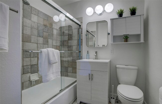 Foto del edificio - 2440 N Gaylord St
