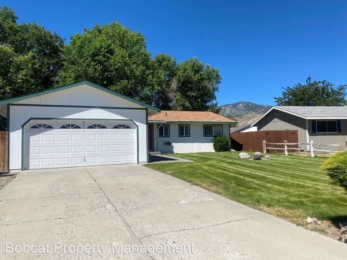 3 br, 2 bath House 133 Dyer Ct House for Rent in Carson City, NV