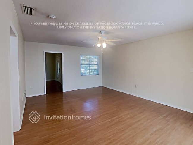 Building Photo - 1225 Hunt Ave