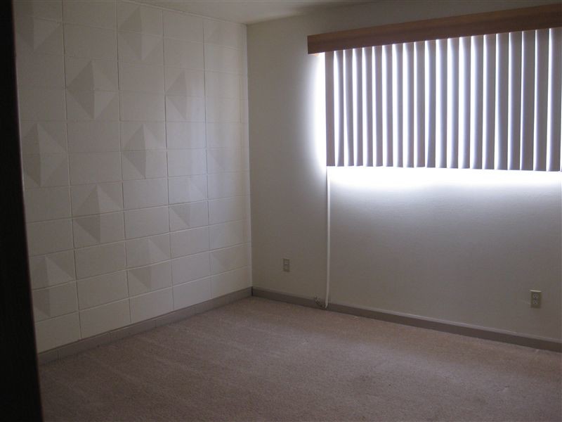 Building Photo - 2 br, 1 bath Apartment - Eden West