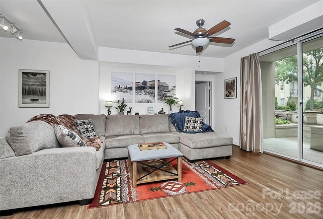 Foto del edificio - 1315 East Blvd